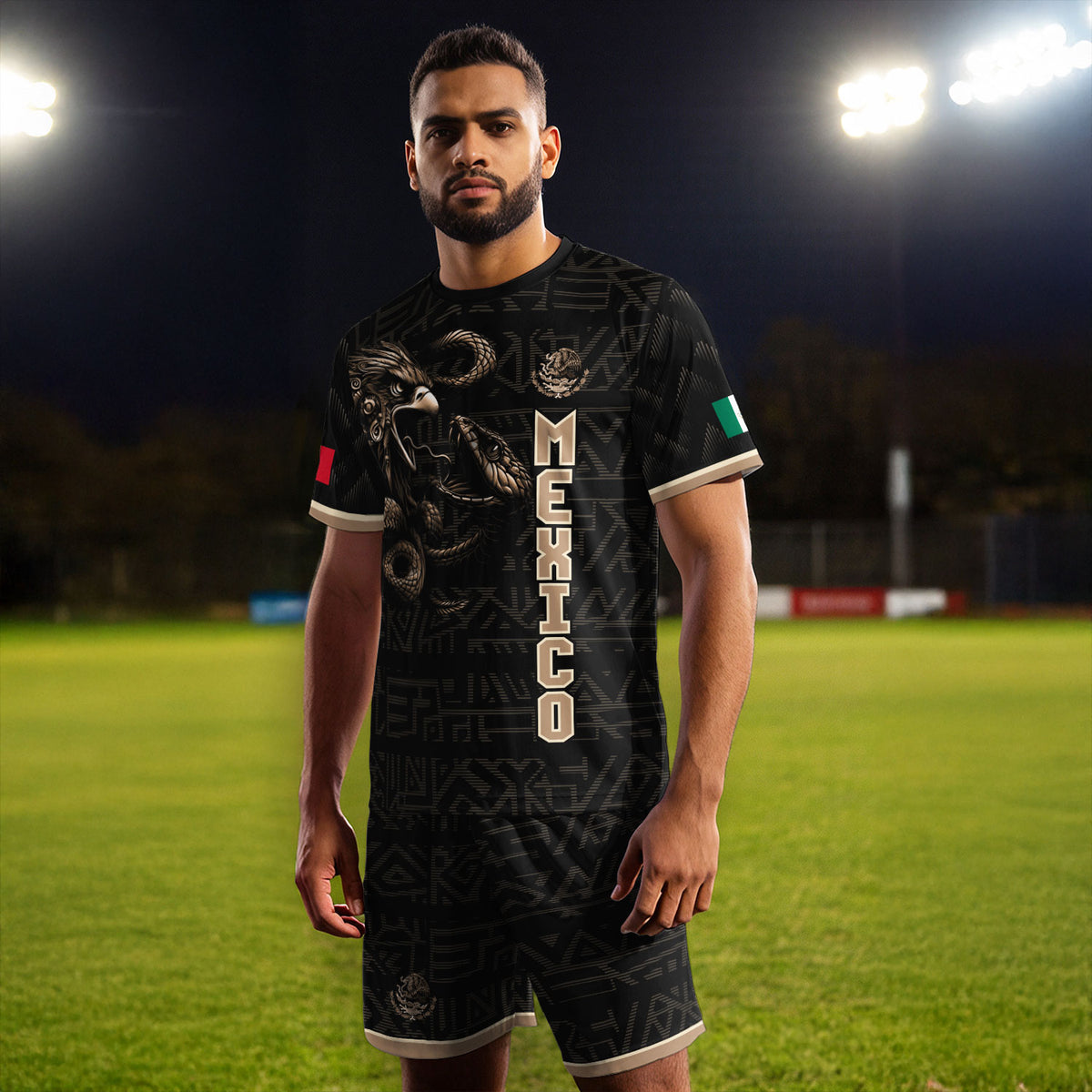 Camiseta de fútbol de México con diseño de águila y serpiente, color negro y dorado