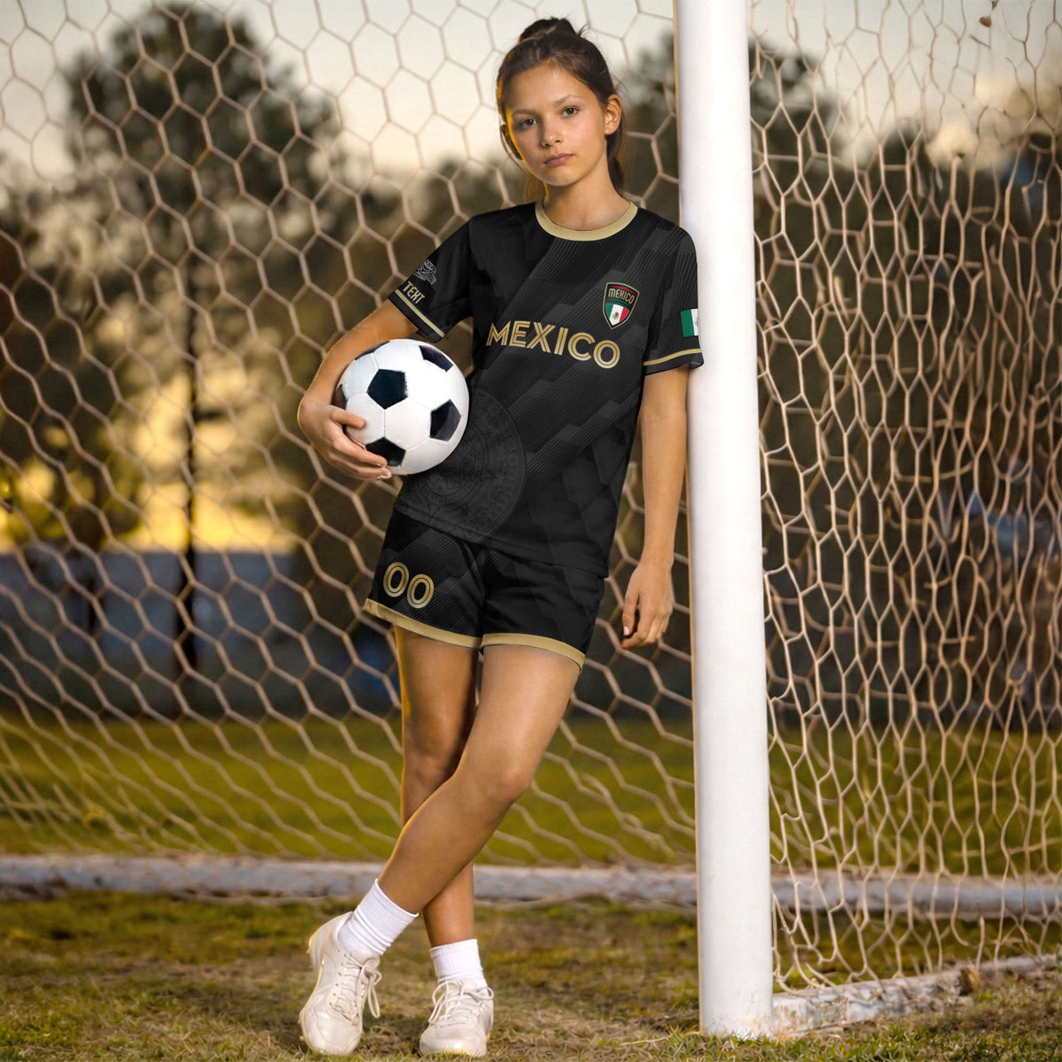 Camiseta de fútbol personalizada de México para niños, diseño clásico negro y dorado