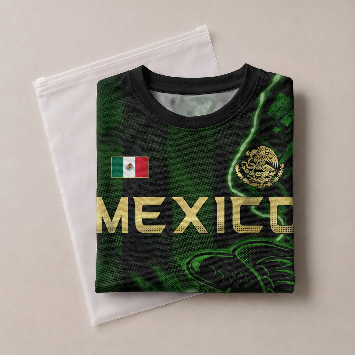 Camiseta de fútbol premium con emblema de águila azteca verde y dorado de México