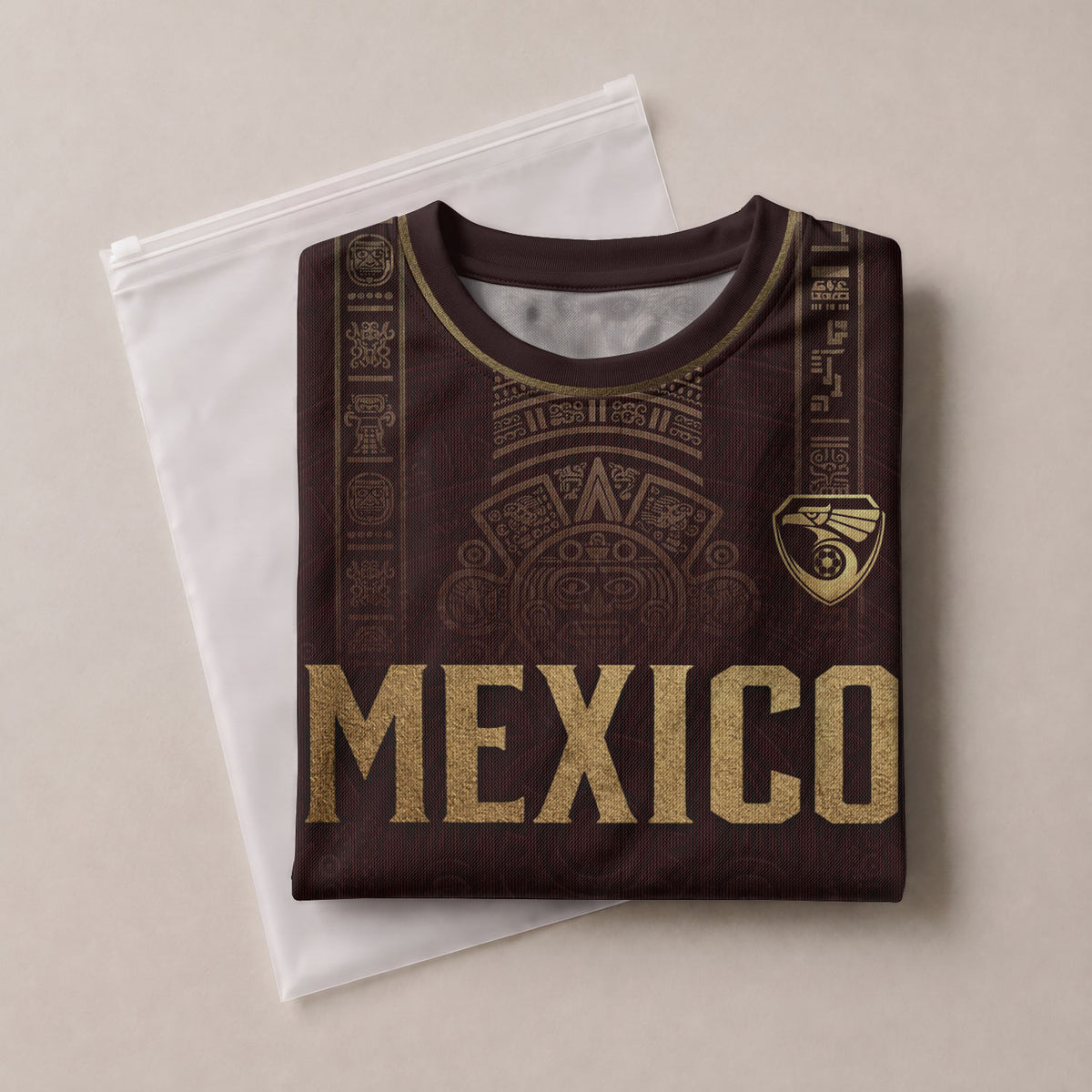 Camiseta de fútbol premium con emblema de águila azteca verde y dorado de México