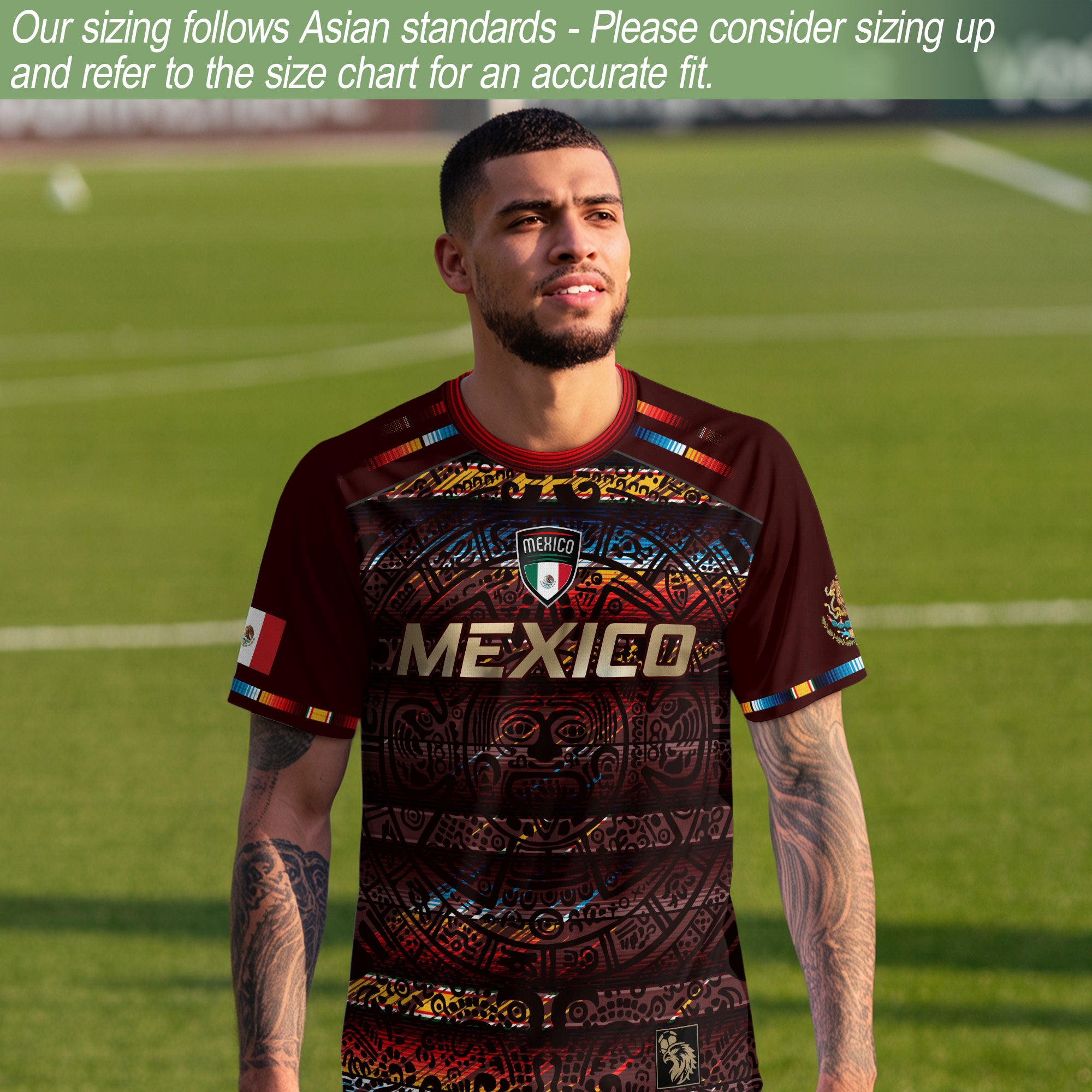 Camiseta de fútbol de México con calendario azteca multitono rojo y escudo del águila
