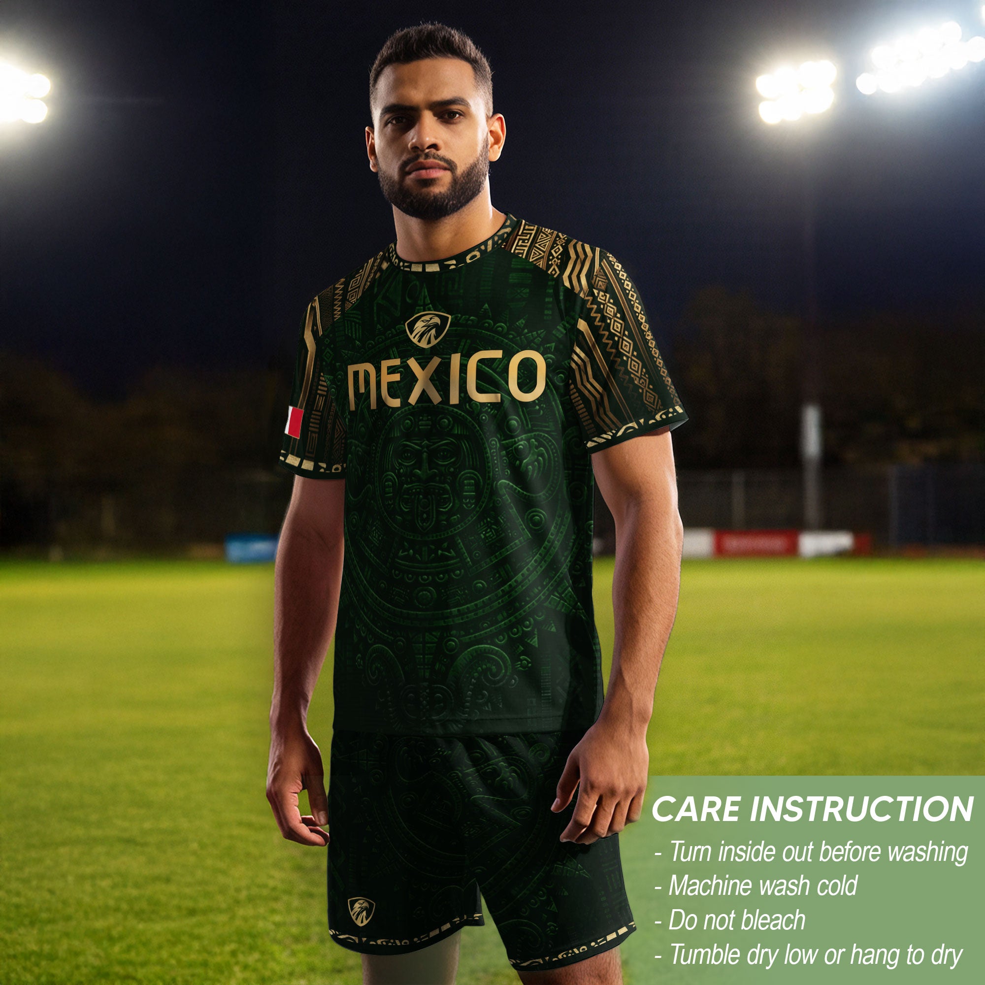 Camiseta de fútbol premium con emblema de águila azteca verde y dorado de México