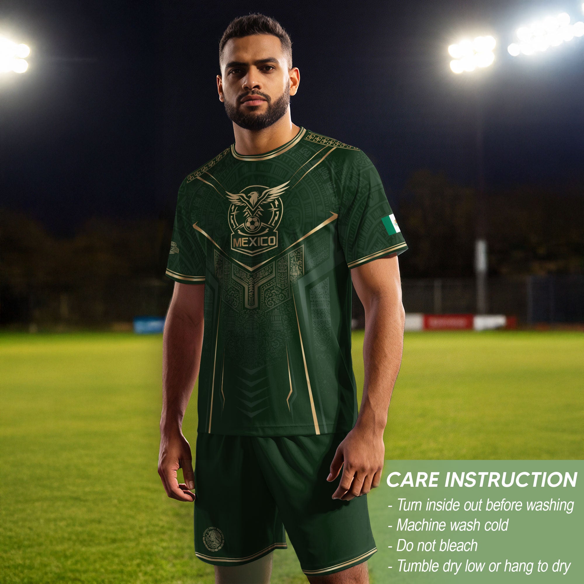 Camiseta de fútbol premium con emblema de águila azteca verde y dorado de México