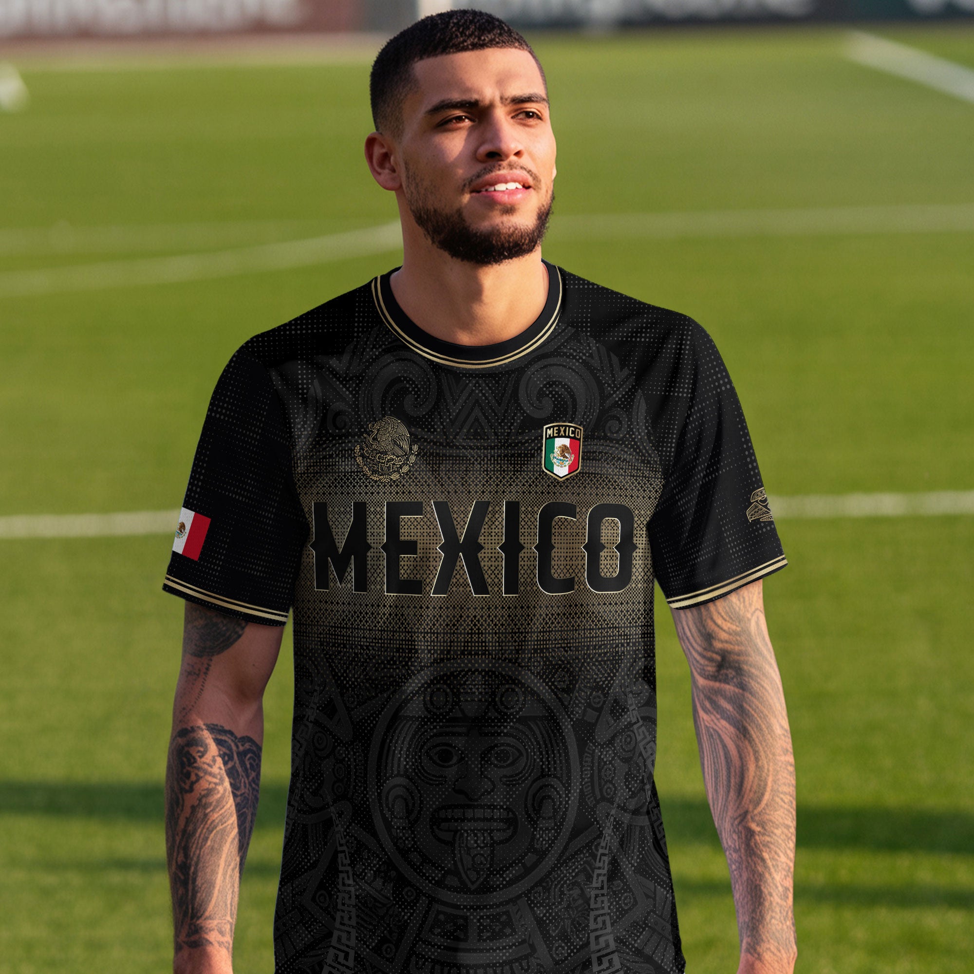 Camiseta de fútbol premium con emblema de águila azteca verde y dorado de México