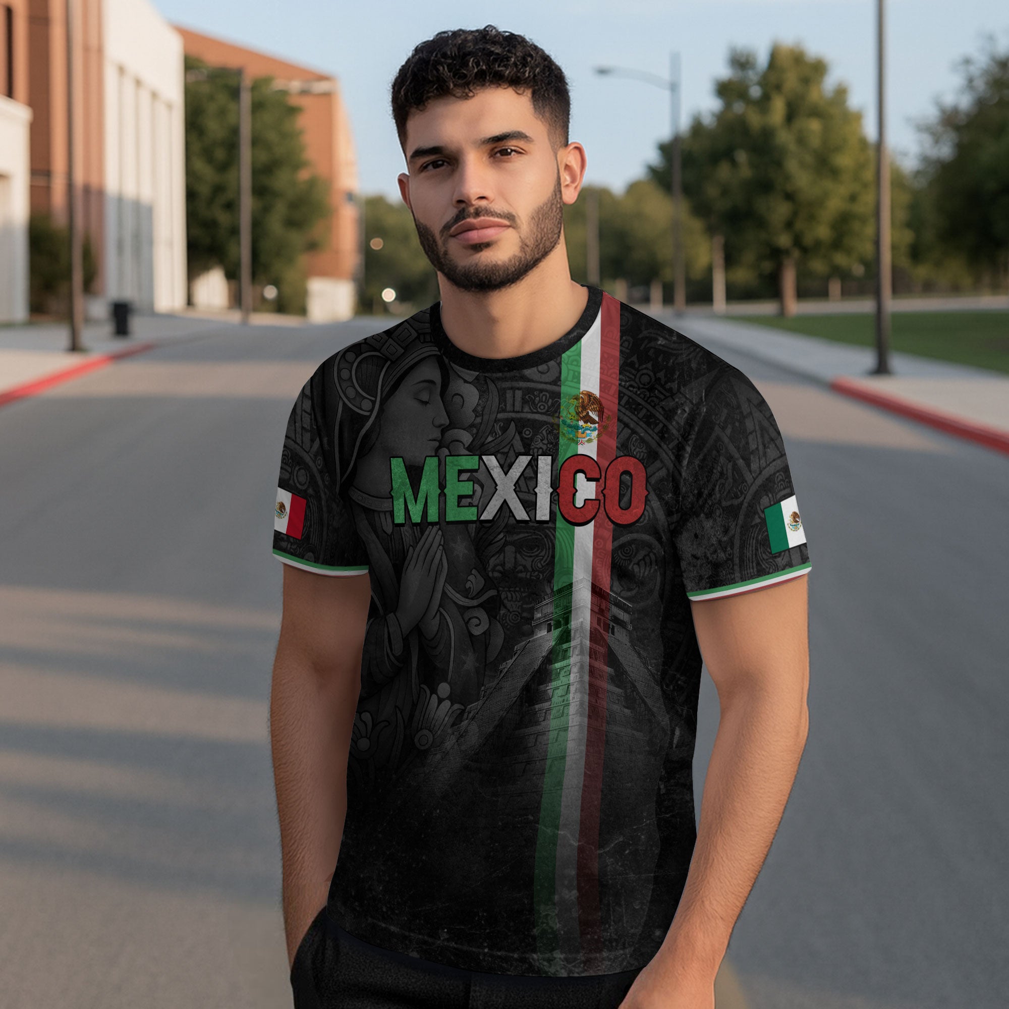Camiseta de calle con la bandera de México, manos en oración, Guadalupe, legado azteca, orgullo