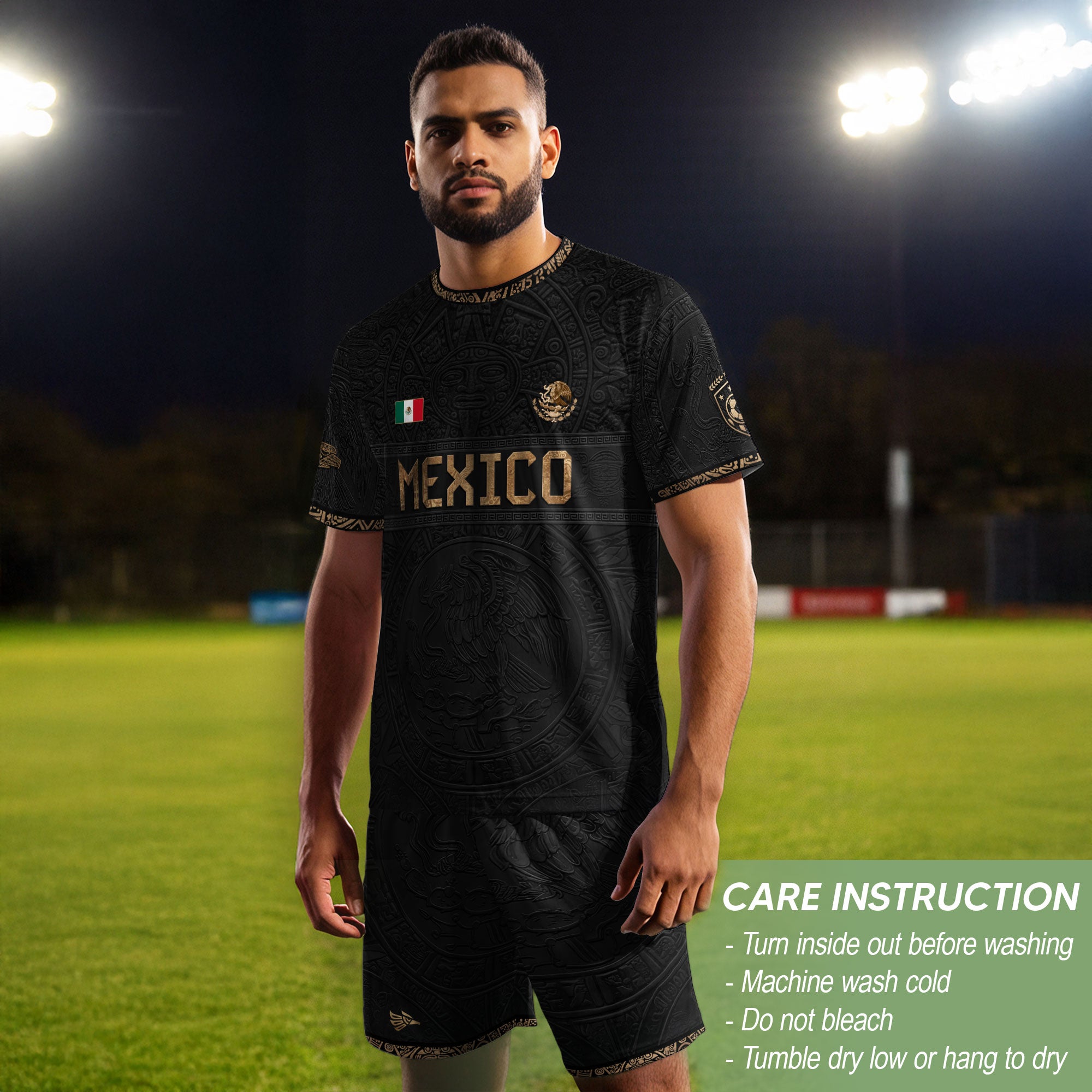 Camiseta de fútbol premium con emblema de águila azteca verde y dorado de México