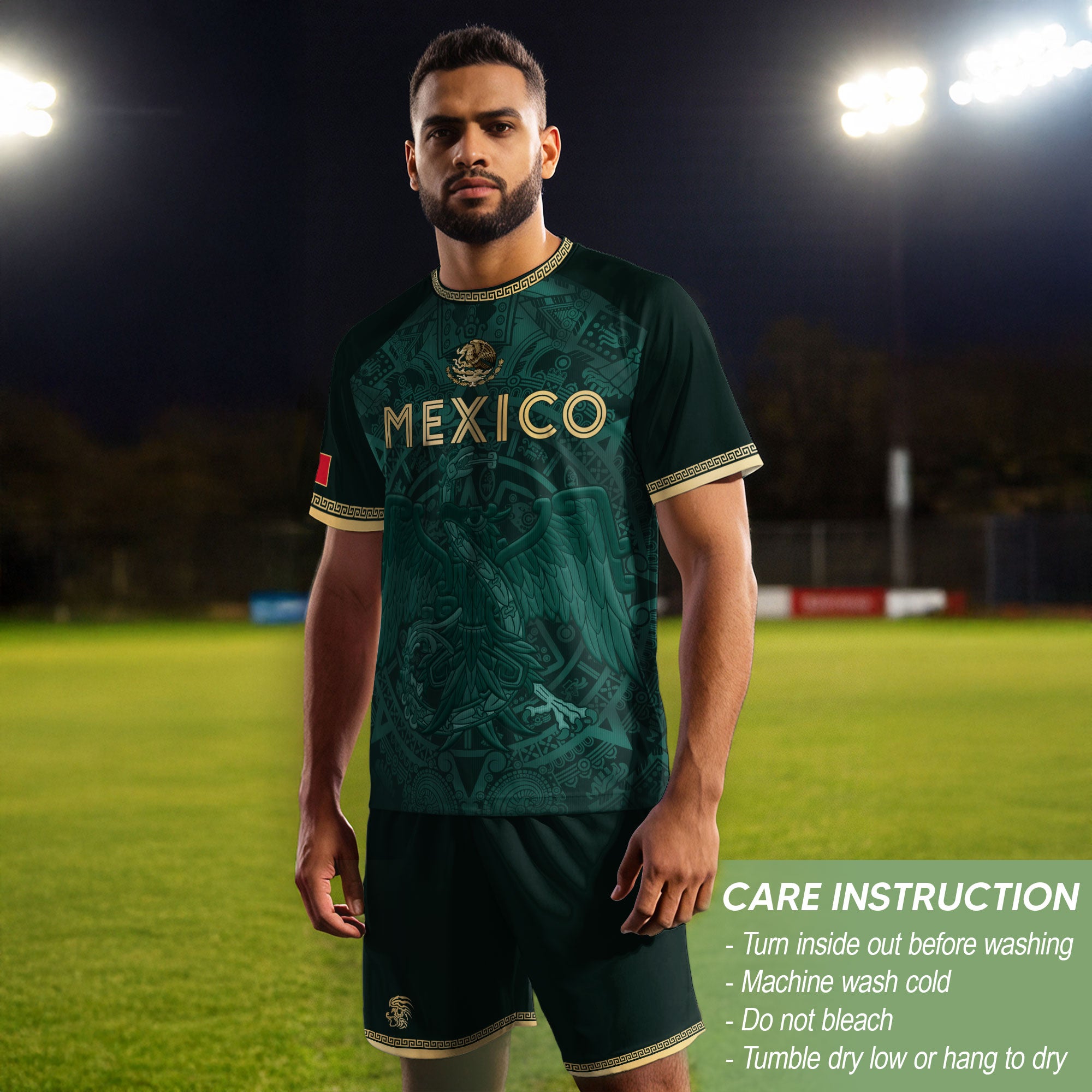 Camiseta de fútbol premium con emblema de águila azteca verde y dorado de México