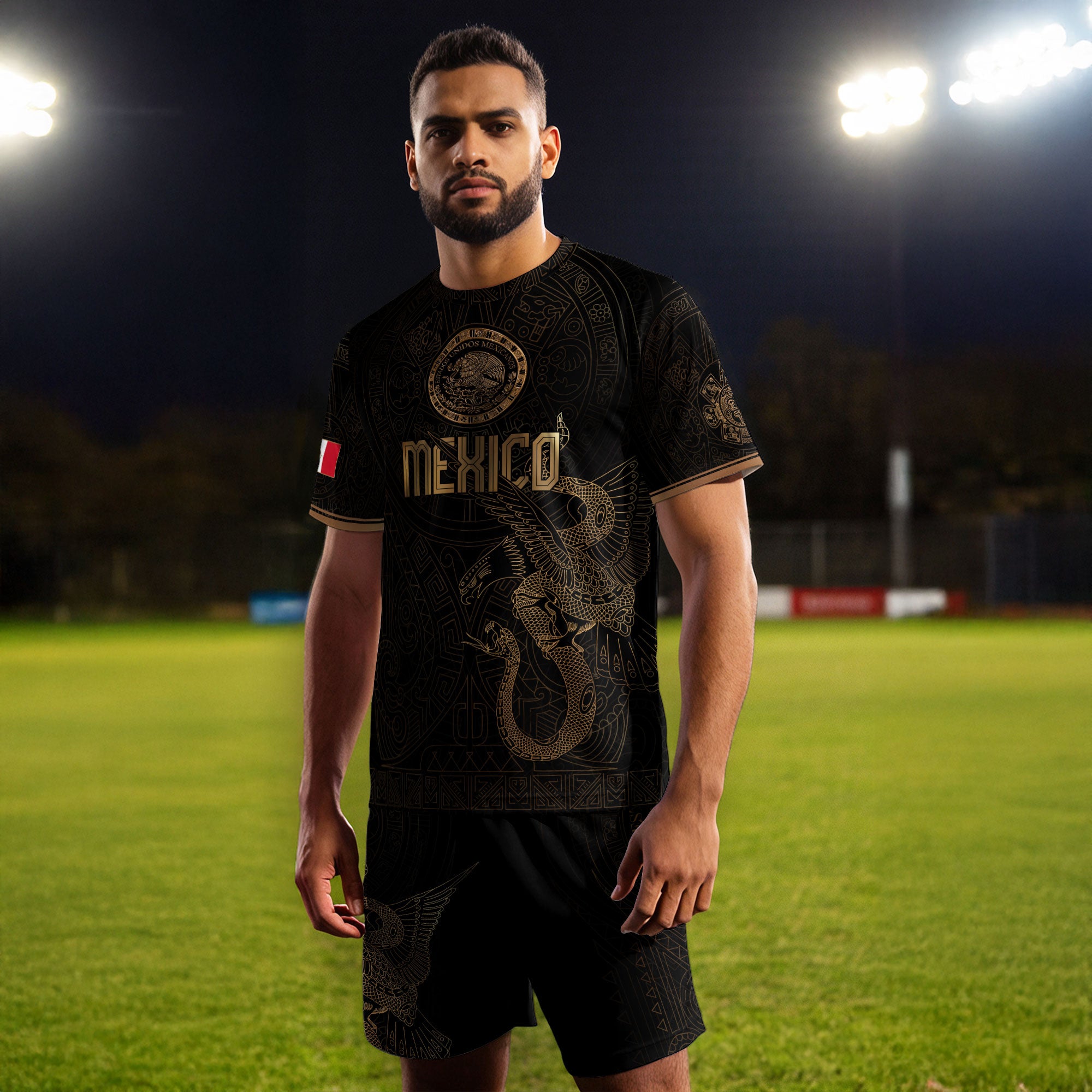 Camiseta de fútbol premium con emblema de águila azteca verde y dorado de México